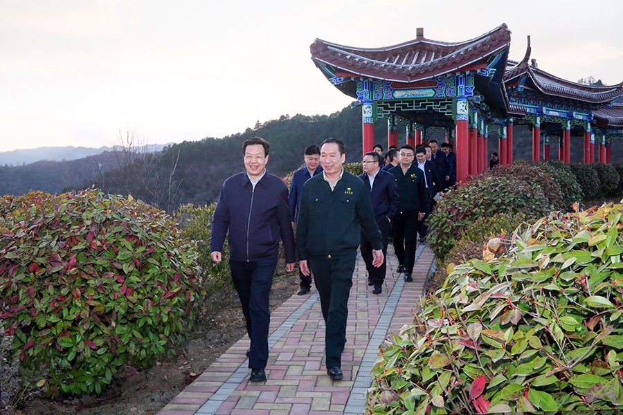 202406261719379964169585.jpg 26-2023年3月,副省長陳得信蒞臨金徽股份調(diào)研。.jpg